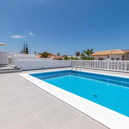 Willa Tiffany 14 Callao Salvaje