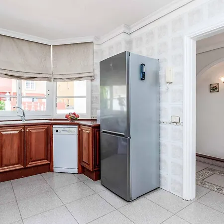 Tiffany 14 * Callao Salvaje