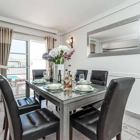 Tiffany 14 * Callao Salvaje